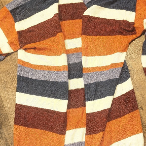 Stripped Cardigan - Picture 2 of 2